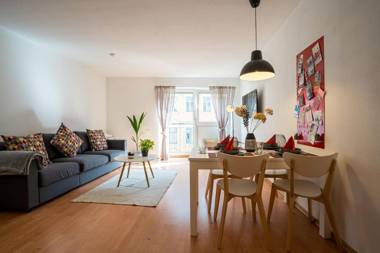 Grosse Louise In Der Neustadt Fuer Familien & Kinder Dresden Dış mekan fotoğraf
